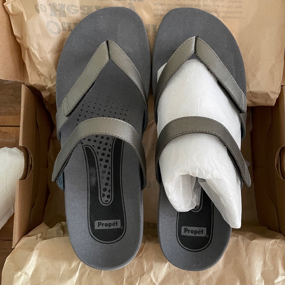 NWT Propet Heidi Sandals Size 11